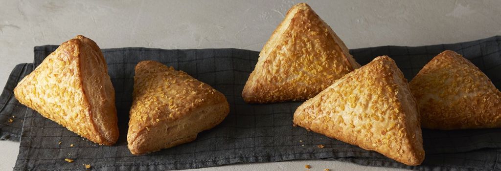 1920x500-kinkkujuustokolmio